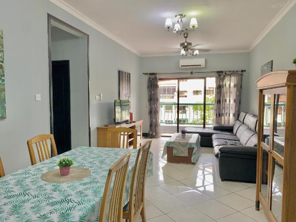 Marina Court Vacation Home 3 Bedrooms - Kota Kinabalu Exterior foto