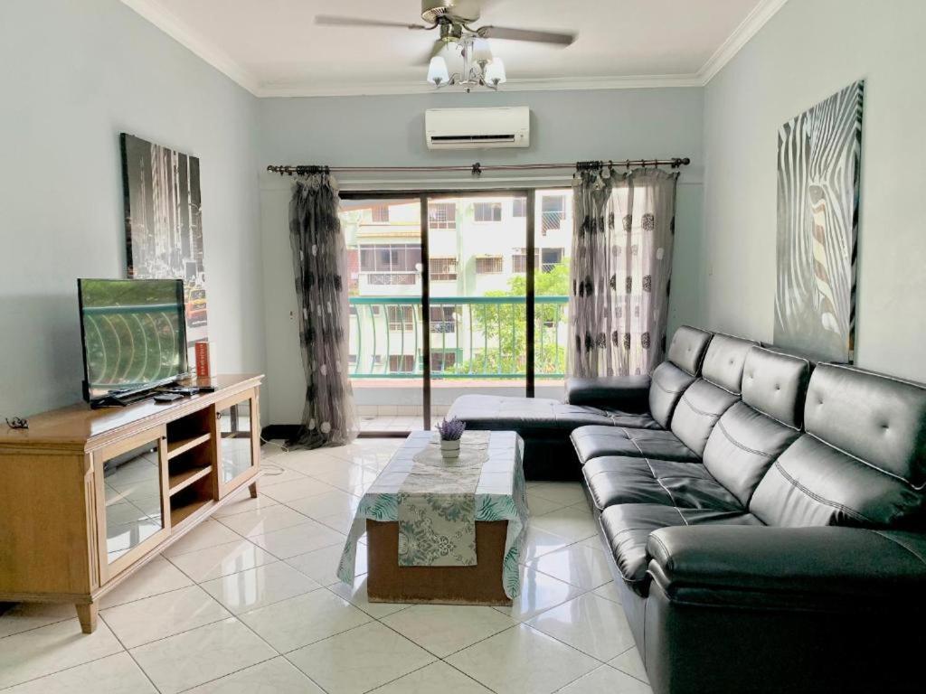 Marina Court Vacation Home 3 Bedrooms - Kota Kinabalu Exterior foto